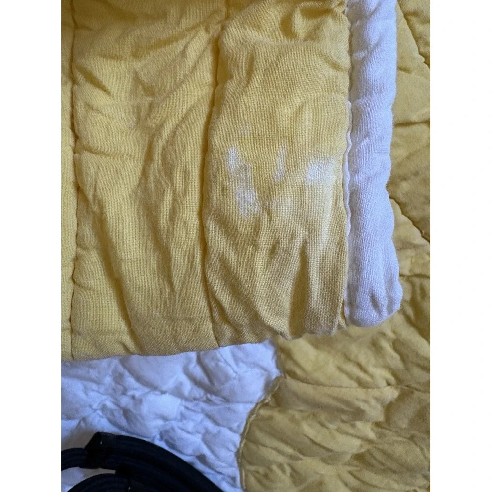 Lilly Pulitzer 1990s Pineapple Queen Quilt yellow white Hawaiian LOOK